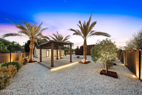 Exterior - 1955 E Greenway Rd, Phoenix, AZ 85022 photo 3 of 7