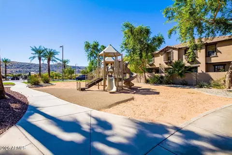 Exterior - 3060 E Dunbar Dr, Phoenix, AZ 85042 photo 6 of 13