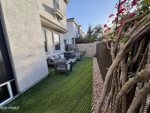 Exterior - 3060 E Dunbar Dr, Phoenix, AZ 85042 photo 5 of 13