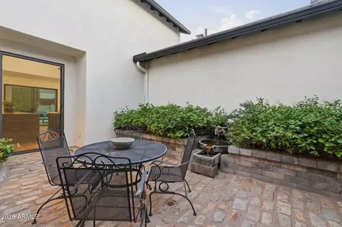 Exterior - 2653 E Oriole Dr, Gilbert, AZ 85297 photo 14 of 33