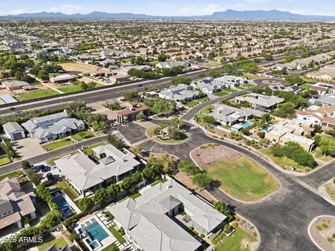 View/Area - 2653 E Oriole Dr, Gilbert, AZ 85297 photo 4 of 8