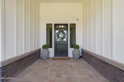 Entry Way - 2653 E Oriole Dr, Gilbert, AZ 85297 photo 1 of 8