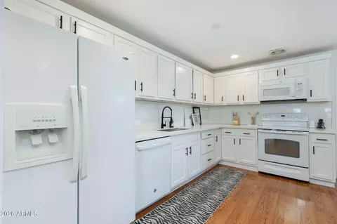 Kitchen - 3625 E Janice Way, Phoenix, AZ 85032 photo 2 of 5