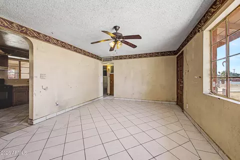 3315 E Oak St, Phoenix, AZ 85008 photo 5