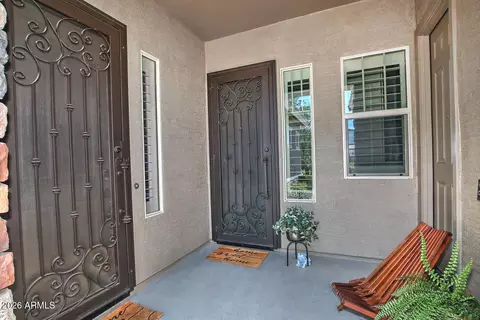 Exterior - 924 E Dumbarton Ave, Gilbert, AZ 85298 photo 3 of 9