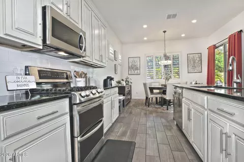 Kitchen - 924 E Dumbarton Ave, Gilbert, AZ 85298 photo 2 of 7