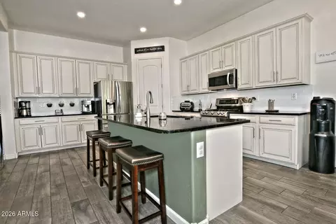 Kitchen - 924 E Dumbarton Ave, Gilbert, AZ 85298 photo 3 of 7