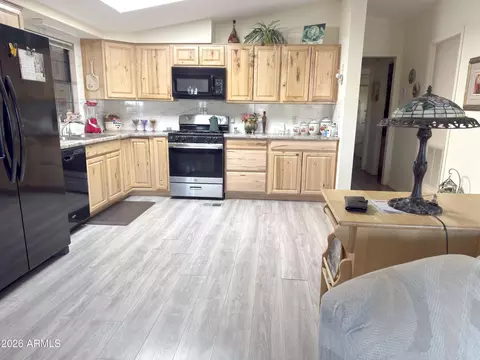 5540 E Harmon Cir, Mesa, AZ 85215 photo 4
