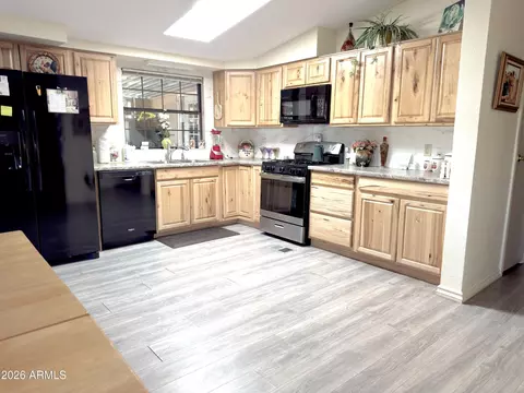 5540 E Harmon Cir, Mesa, AZ 85215 photo 3