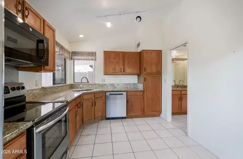 Kitchen - 3510 E Hampton Ave #85, Mesa, AZ 85204 photo 3 of 3