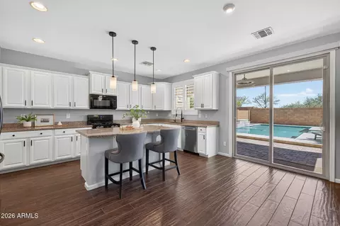 Kitchen - 10213 E Sable Ave, Mesa, AZ 85212 photo 2 of 6