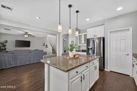 Kitchen - 10213 E Sable Ave, Mesa, AZ 85212 photo 5 of 6