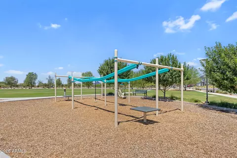 View/Area - 18633 W Desert Hollow Dr, Wittmann, AZ 85361 photo 3 of 6