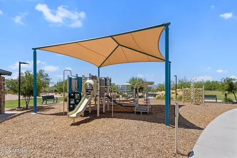 View/Area - 18633 W Desert Hollow Dr, Wittmann, AZ 85361 photo 2 of 6