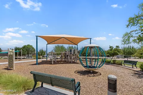 View/Area - 18633 W Desert Hollow Dr, Wittmann, AZ 85361 photo 5 of 6