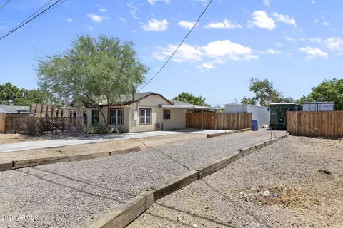 Exterior - 2639 N 28th Pl, Phoenix, AZ 85008 photo 5 of 5
