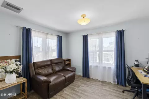 Bedroom - 2639 N 28th Pl, Phoenix, AZ 85008 photo 1 of 4