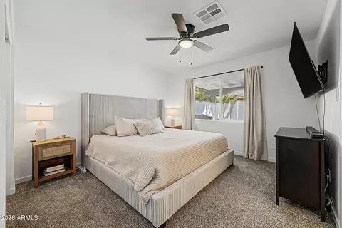 Bedroom - 2738 E Windrose Dr, Phoenix, AZ 85032 photo 1 of 6