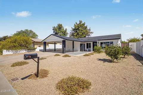 Exterior - 2738 E Windrose Dr, Phoenix, AZ 85032 photo 1 of 7
