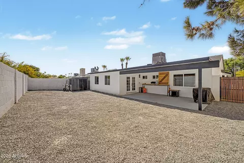 Exterior - 2738 E Windrose Dr, Phoenix, AZ 85032 photo 4 of 7