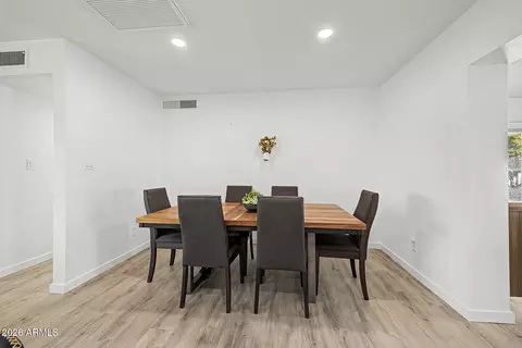 Dining - 2738 E Windrose Dr, Phoenix, AZ 85032 photo 1 of 2