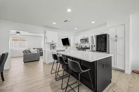 Kitchen - 2738 E Windrose Dr, Phoenix, AZ 85032 photo 2 of 4