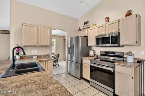 Kitchen - 739 S Cholla St, Gilbert, AZ 85233 photo 3 of 4