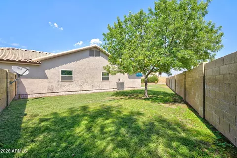 Exterior - 739 S Cholla St, Gilbert, AZ 85233 photo 1 of 4