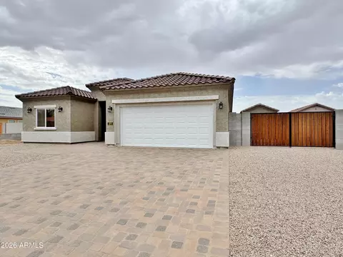 9240 W Debbie Ln, Arizona City, AZ 85123