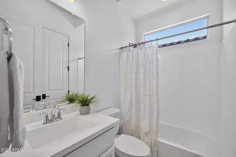 Bath - 10740 E Thatcher Ave, Mesa, AZ 85212 photo 3 of 4
