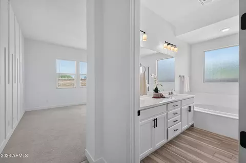 Entry Way - 10740 E Thatcher Ave, Mesa, AZ 85212 photo 3 of 3
