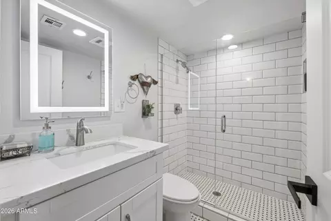 3711 E Monterosa St #10, Phoenix, AZ 85018 photo 17