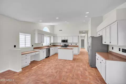 Kitchen - 1387 E Dublin St, Gilbert, AZ 85295 photo 2 of 7