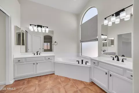 Bath - 1387 E Dublin St, Gilbert, AZ 85295 photo 2 of 4