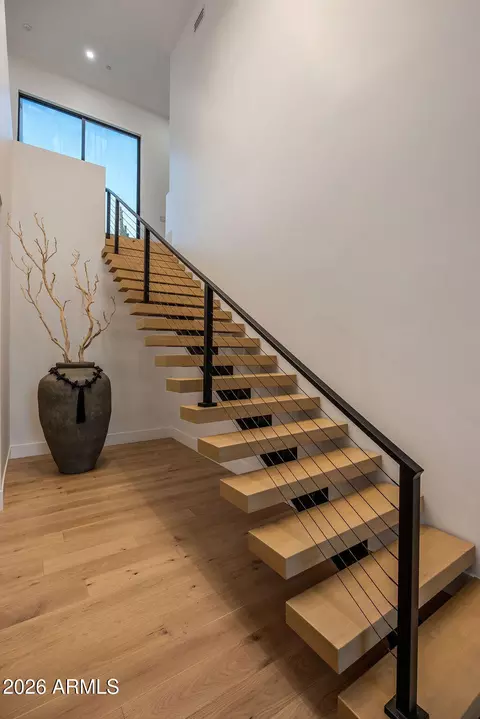 Entry Way - 6037 N 21st Pl, Phoenix, AZ 85016 photo 1 of 5