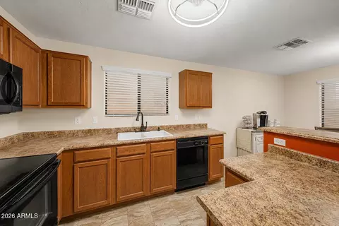 2133 E 27th Ave, Apache Junction, AZ 85119 photo 4