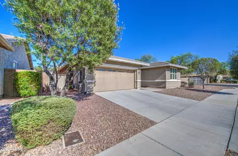8735 N 89th Dr, Peoria, AZ 85345