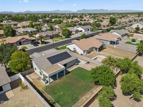 View/Area - 3761 E Thornton Ave, Gilbert, AZ 85297 photo 3 of 7
