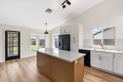 Kitchen - 3761 E Thornton Ave, Gilbert, AZ 85297 photo 2 of 7