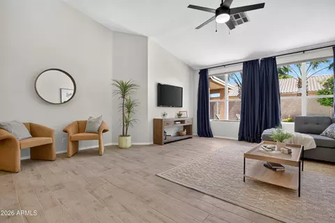Living - 4236 E Millbrae Ln, Gilbert, AZ 85234 photo 2 of 7