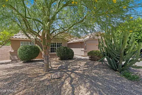 Exterior - 4236 E Millbrae Ln, Gilbert, AZ 85234 photo 2 of 8