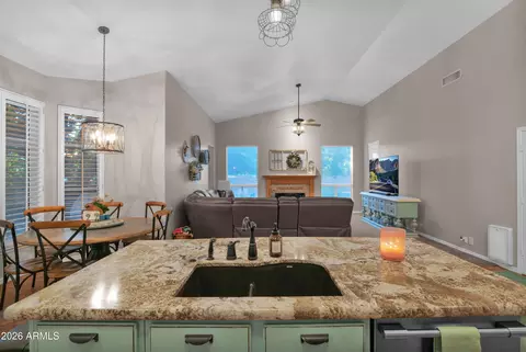 Kitchen - 4420 E Millbrae Ln, Gilbert, AZ 85234 photo 4 of 4