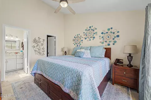 Bedroom - 852 E Morningside Dr, Phoenix, AZ 85022 photo 2 of 3