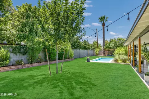 Exterior - 8145 N 1st Dr, Phoenix, AZ 85021 photo 5 of 5