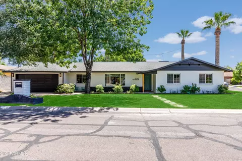Exterior - 8145 N 1st Dr, Phoenix, AZ 85021 photo 2 of 5