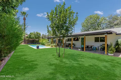 Exterior - 8145 N 1st Dr, Phoenix, AZ 85021 photo 3 of 5