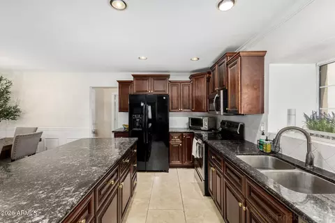 906 E Jasmine St, Mesa, AZ 85203 photo 16