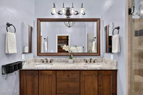Bath - 2152 N 88th St, Mesa, AZ 85207 photo 2 of 5