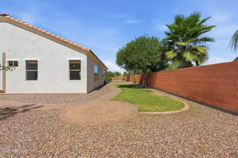 Exterior - 1228 E Arrowhead Trl, Gilbert, AZ 85297 photo 8 of 9