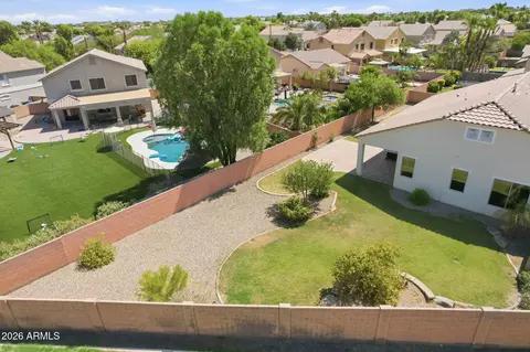 Exterior - 1228 E Arrowhead Trl, Gilbert, AZ 85297 photo 2 of 9
